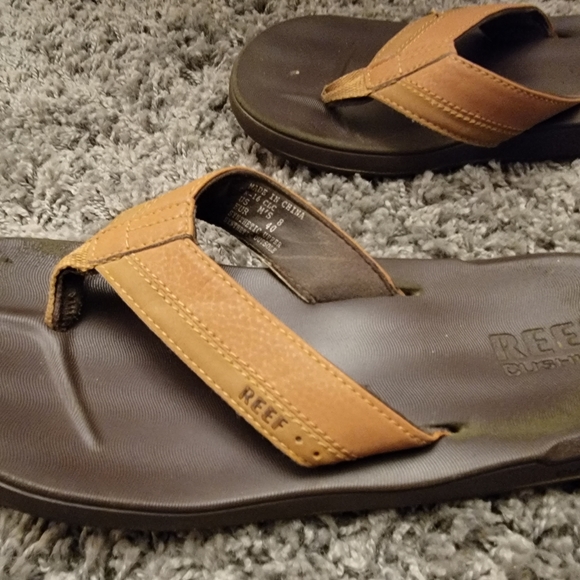 Mens Brown Reef Flip Flops Cushion Sole - Picture 3 of 5